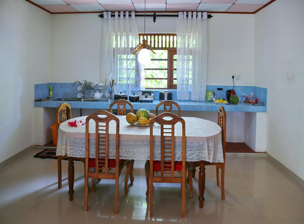 Ocean Villa Dickwella Exterior photo